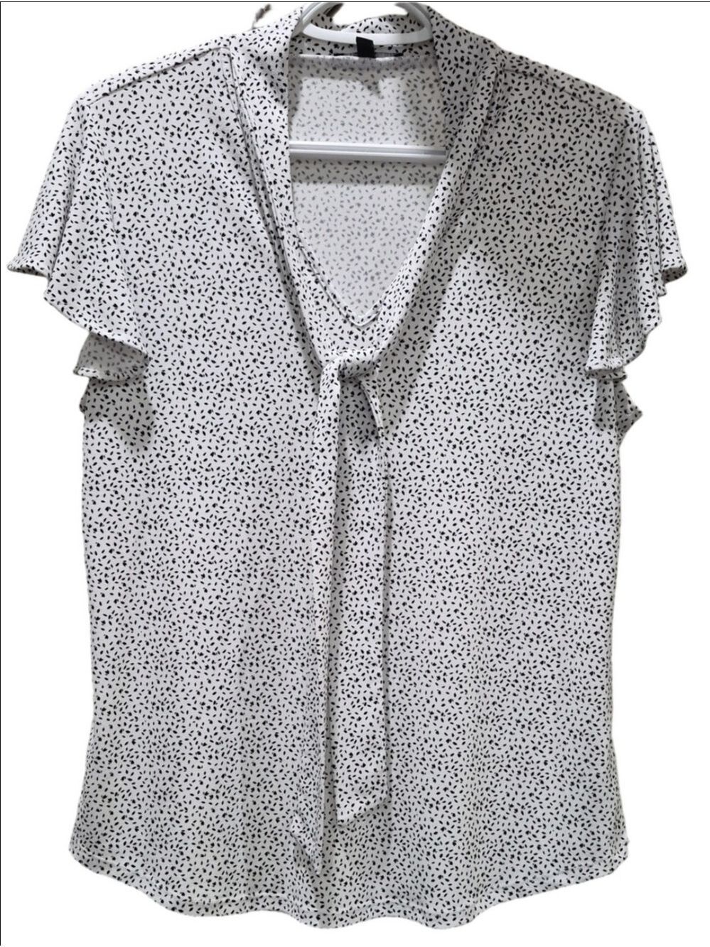 Adrianna Papell Speckled Print  Tie-Neck Flutter Sleeve Blouse Size M